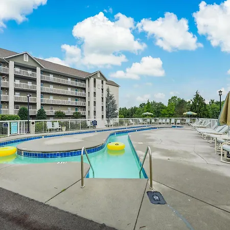 Vacation Destination Whispering Pines 444 Apartment